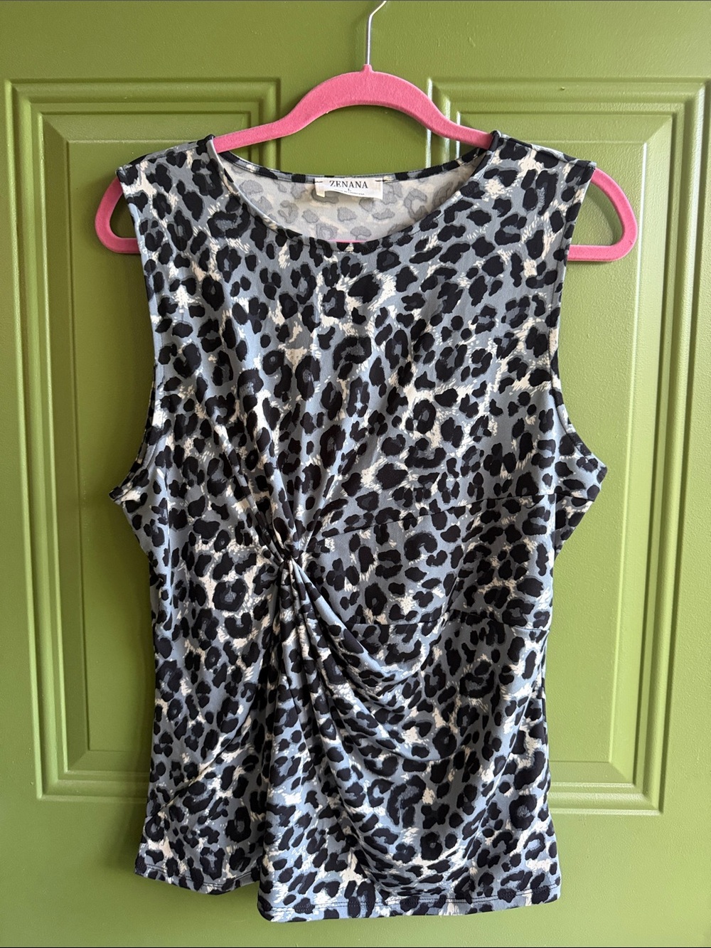 Zenana Outfitters Black and Gray Leopard Twist-Front Sleeveless Top